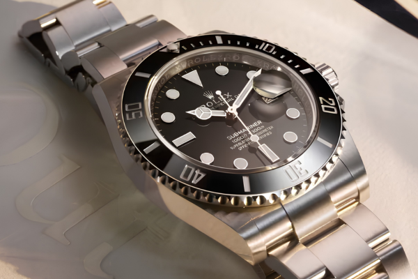Đồng hồ Rolex Submariner